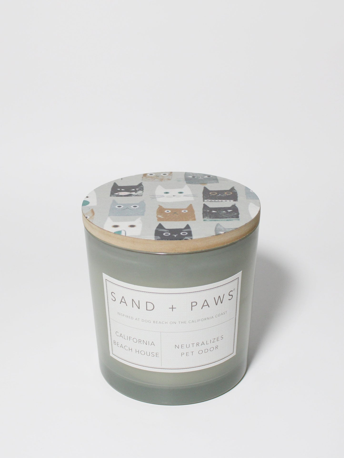 Sand + Paws California Beach House 21 oz scented candle