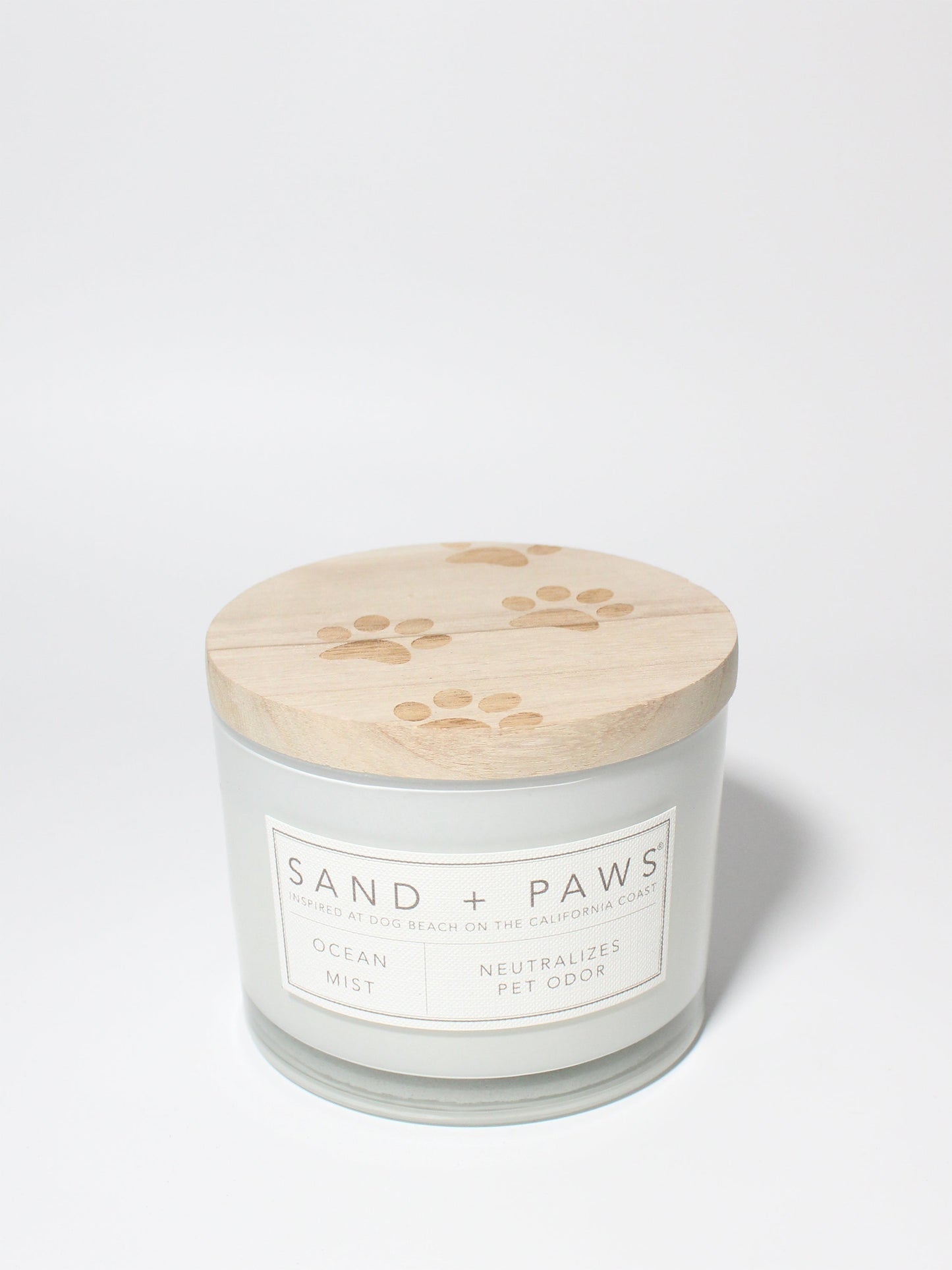 Sand + Paws Ocean Mist 12 oz scented candle