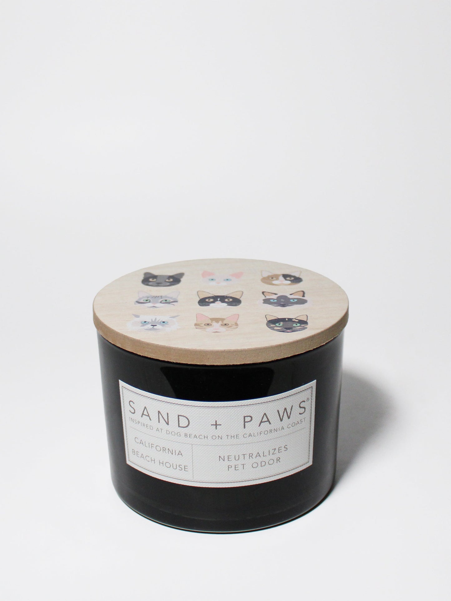 Sand + Paws California Beach House 12 oz scented candle