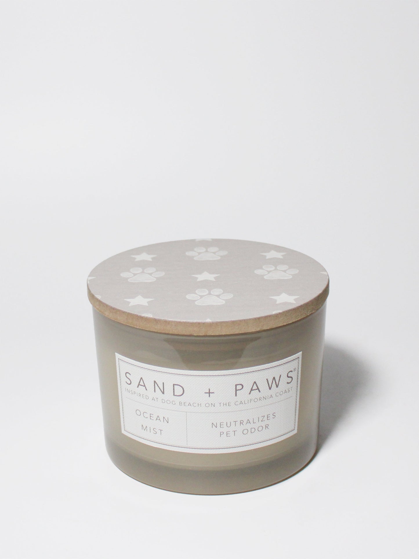 Sand + Paws Ocean Mist 12 oz scented candle