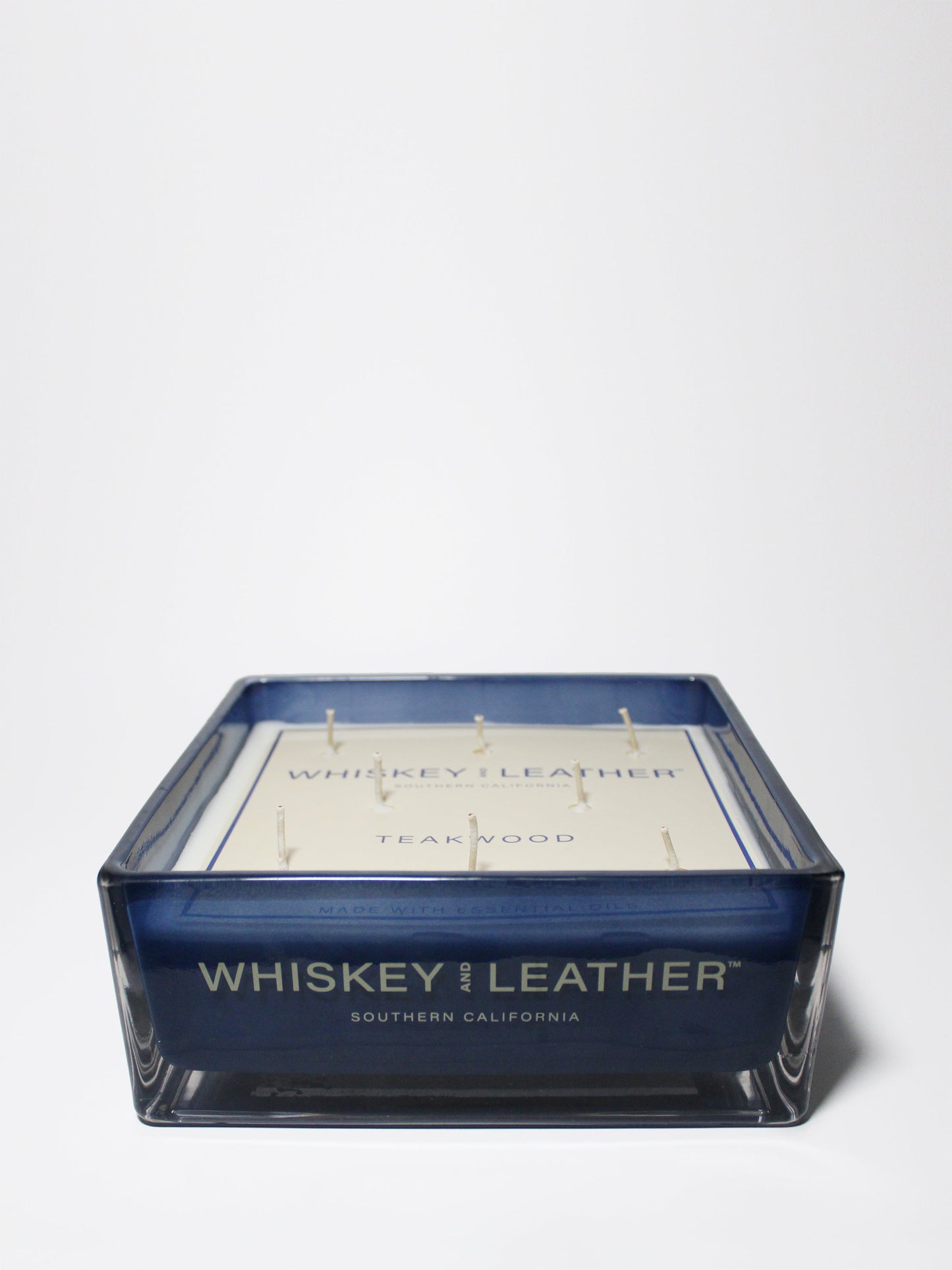 Teakwood Whiskey and Leather 54 oz scented candle